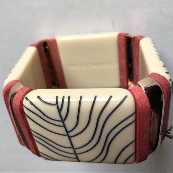 NWT Vince Camuto Wavy Stretch Cuff Bracelet - Picture 2 of 4